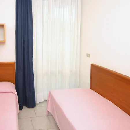 Coastal Comfort Flat Just 400m From The *