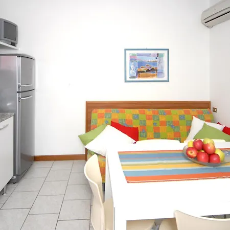 Apartment Coastal Comfort Flat Just 400m From The