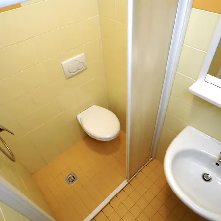 Coastal Comfort Flat Just 400m From The Bibione