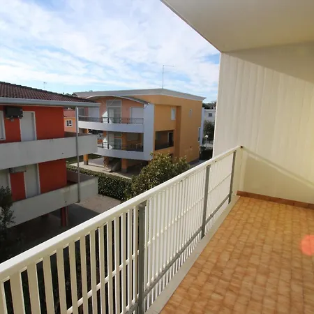 Apartament Coastal Comfort Flat Just 400m From The